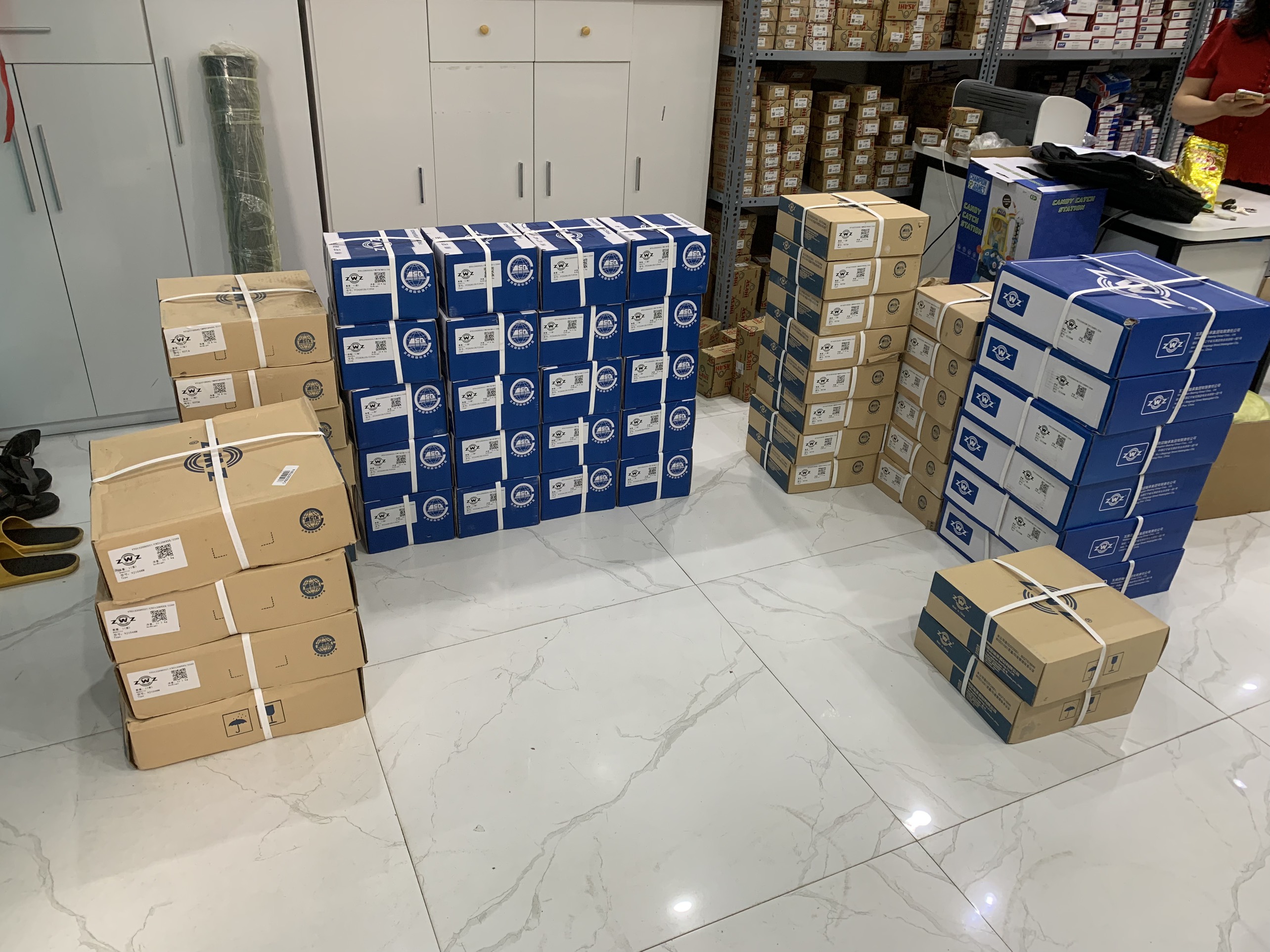 lo-hang-khong-ve-dung-hen-